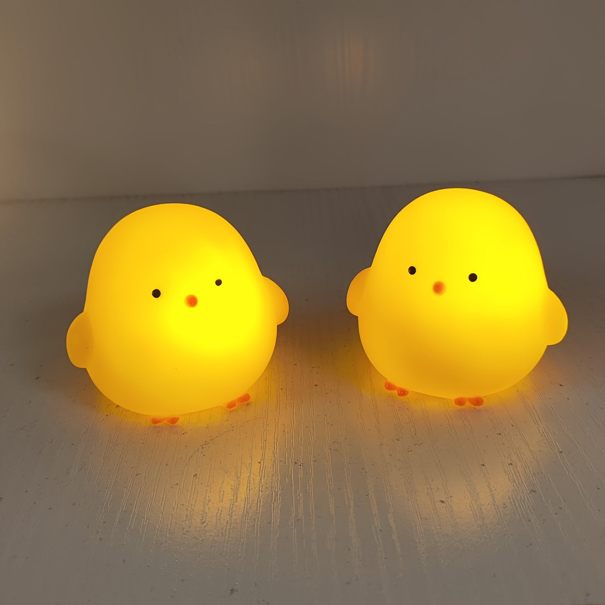 CharmingChicken - Soft Night Light on Battery