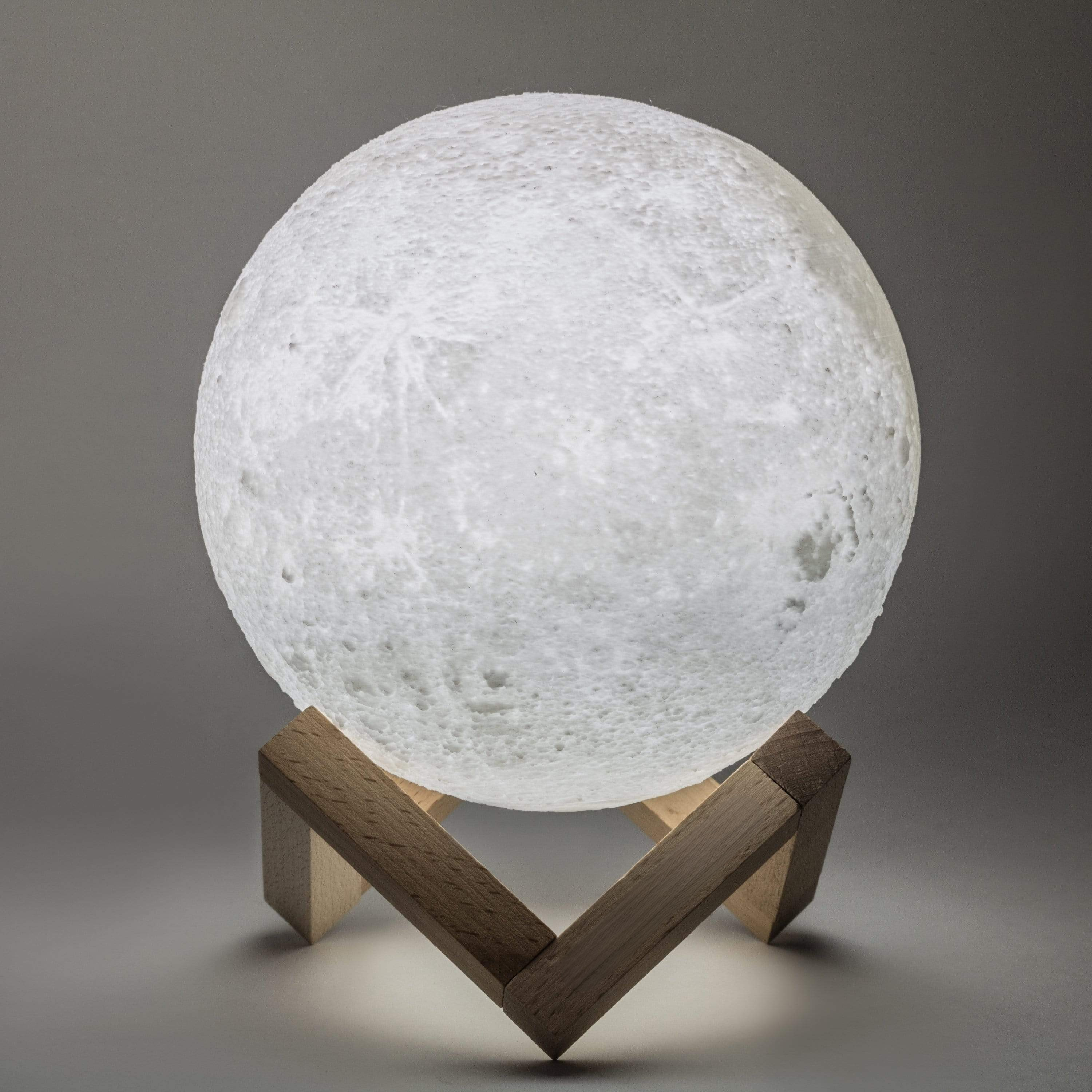 LunarGlow - Wireless Moon Lamp with 3D Detail