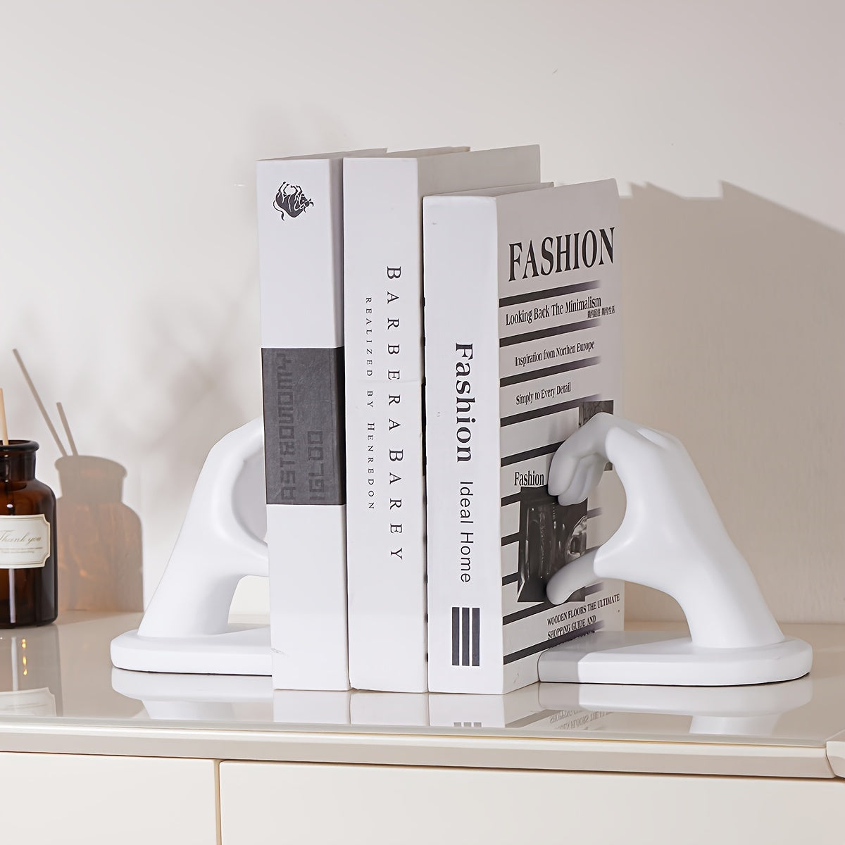 Heavy Duty Boekensteunen met Gouden Finger Heart Design - Moderne Kunst voor Thuisdecoratie