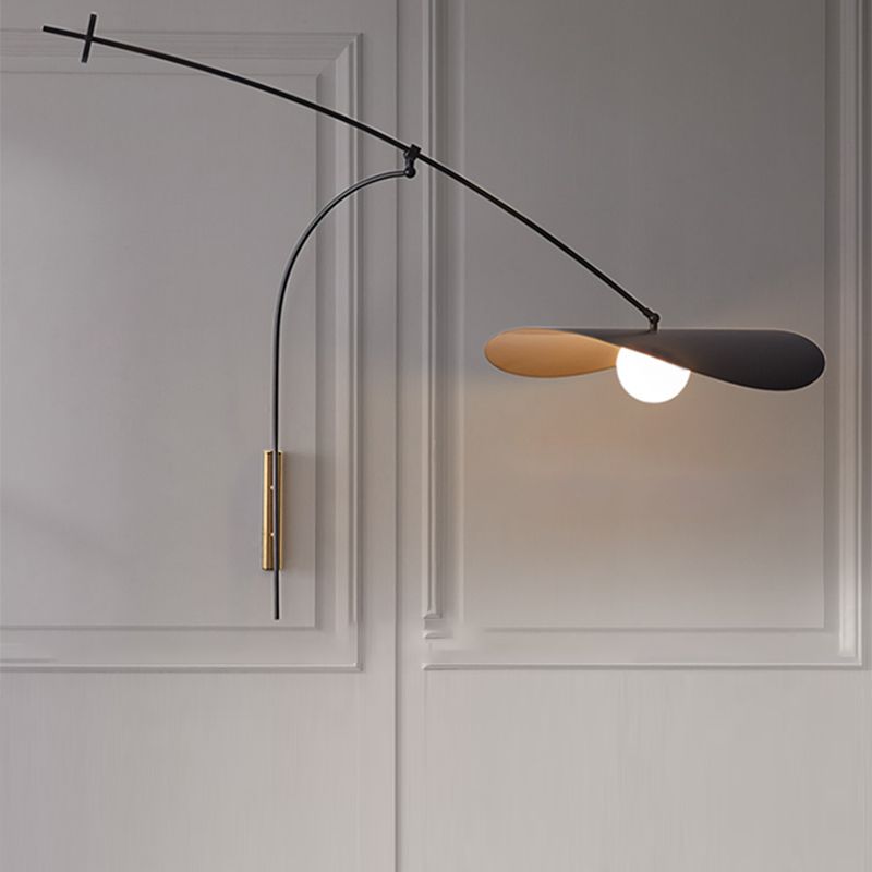 Lampada da parete moderna Carins, arco, metallo/vetro, nero/oro, camera da letto