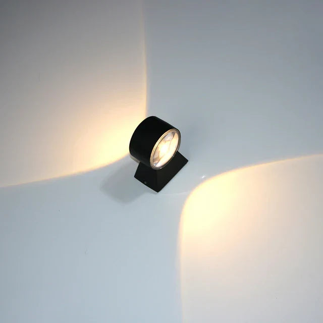 AquaShield - Lampada da Giardino in Alluminio Impermeabile