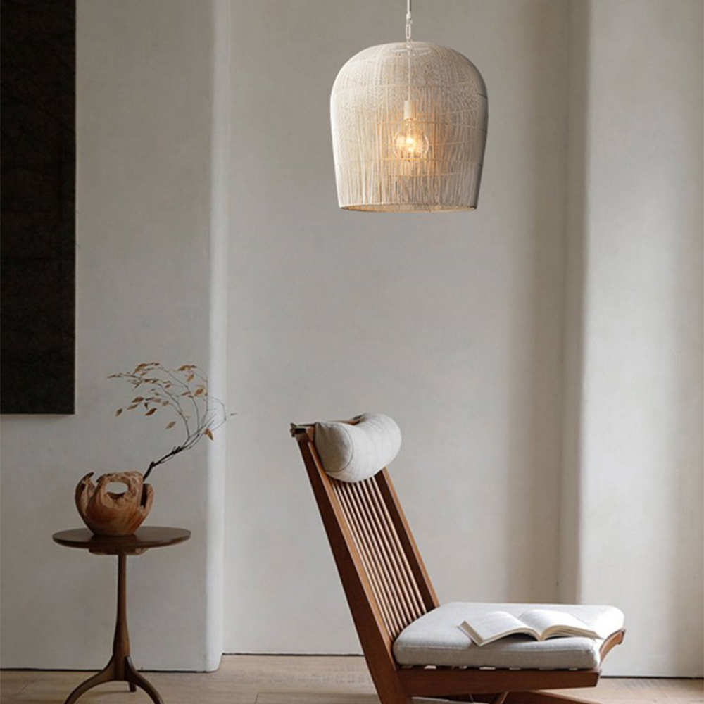 Lampada a sospensione in rattan classica e semplice