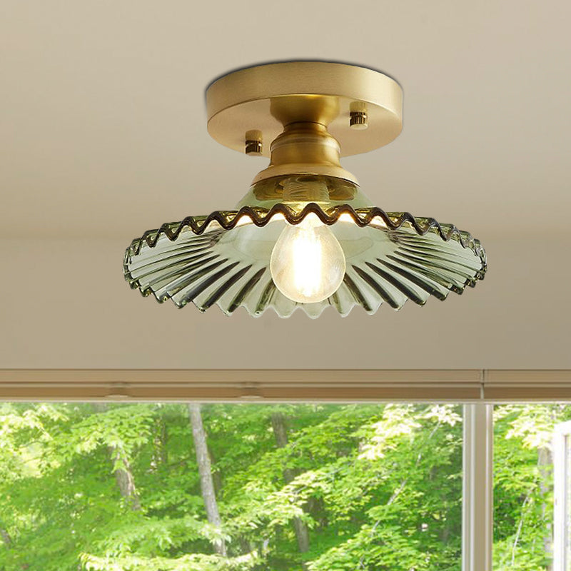Lampada da soffitto semi-incassata industriale con paralume in vetro verde rigato