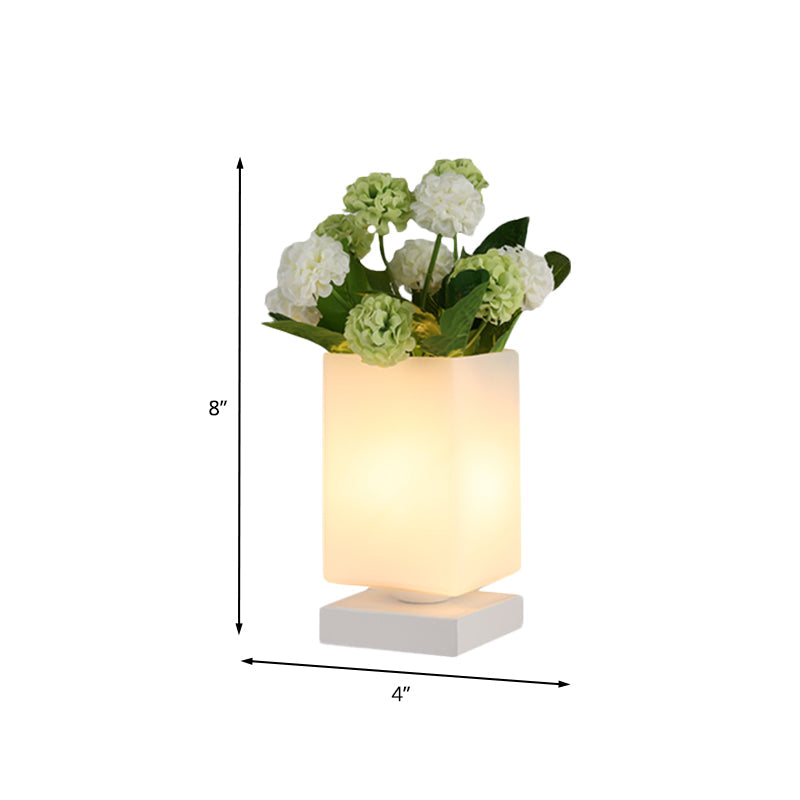 Luna - Lámpara de noche de cristal Art Deco para un ambiente romántico