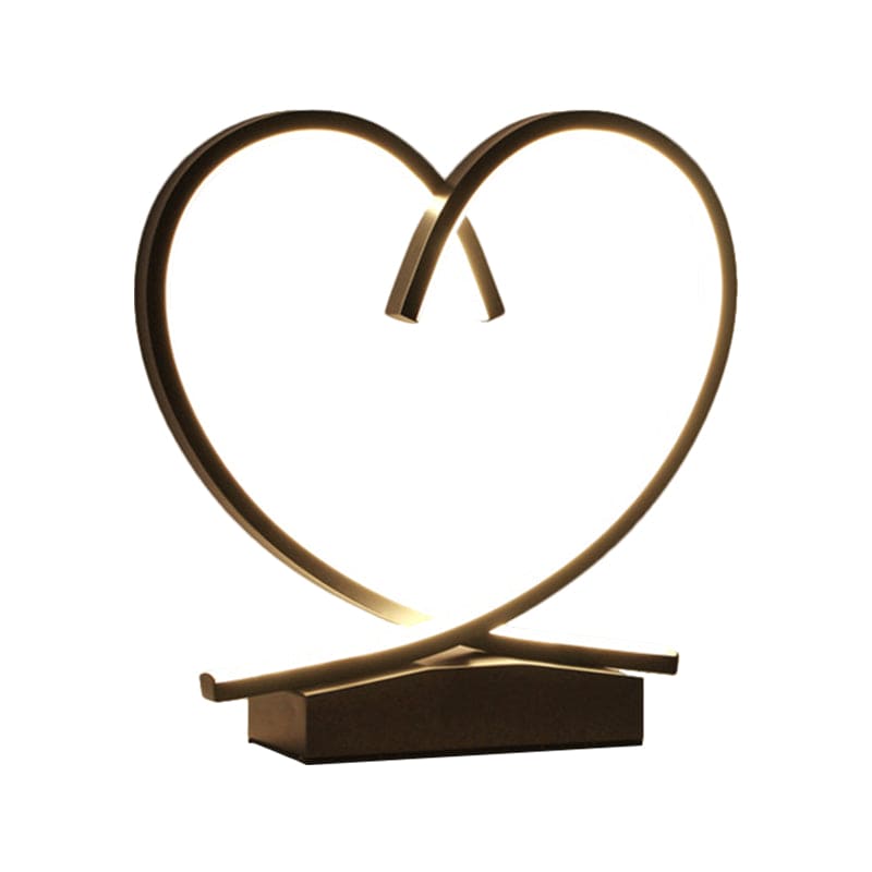 HeartWood - Comodino in legno con dettaglio a forma di cuore