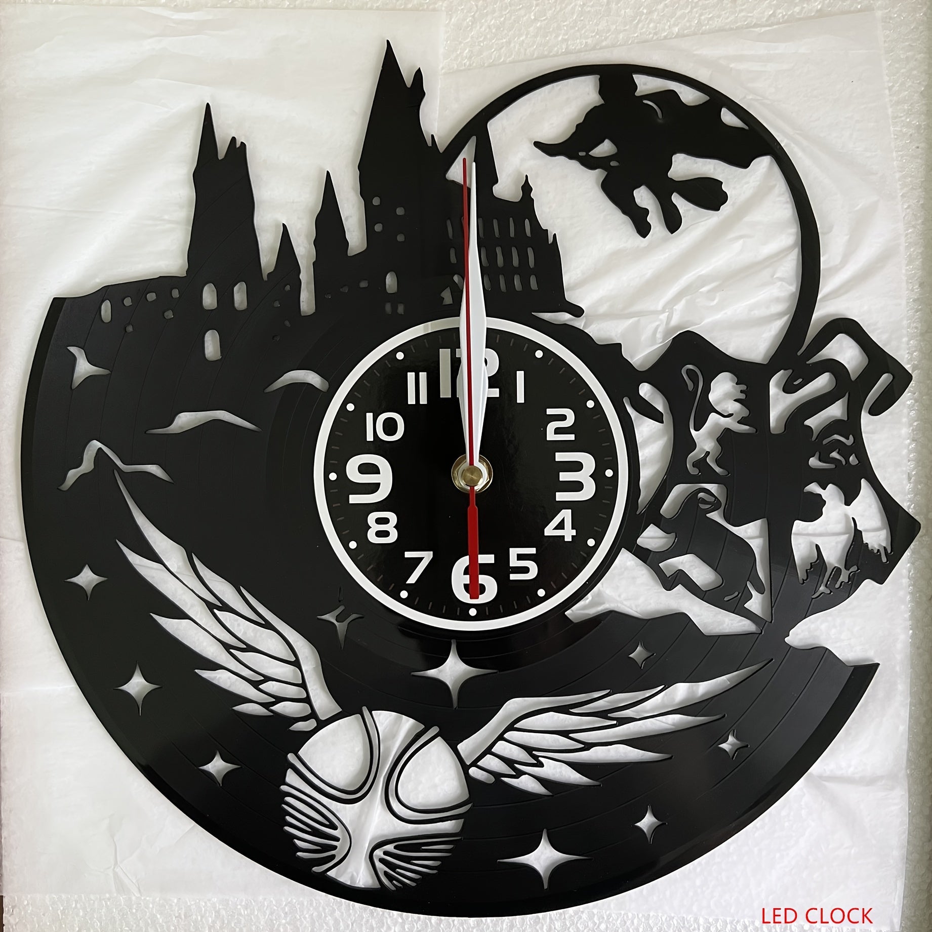 Relógio de Parede Silencioso em Vinil com Luz LED - Perfeito para Sala de Estar, Quarto, Cozinha e Escritório | Presente Ideal para Aniversário, Dia da Mãe e Halloween