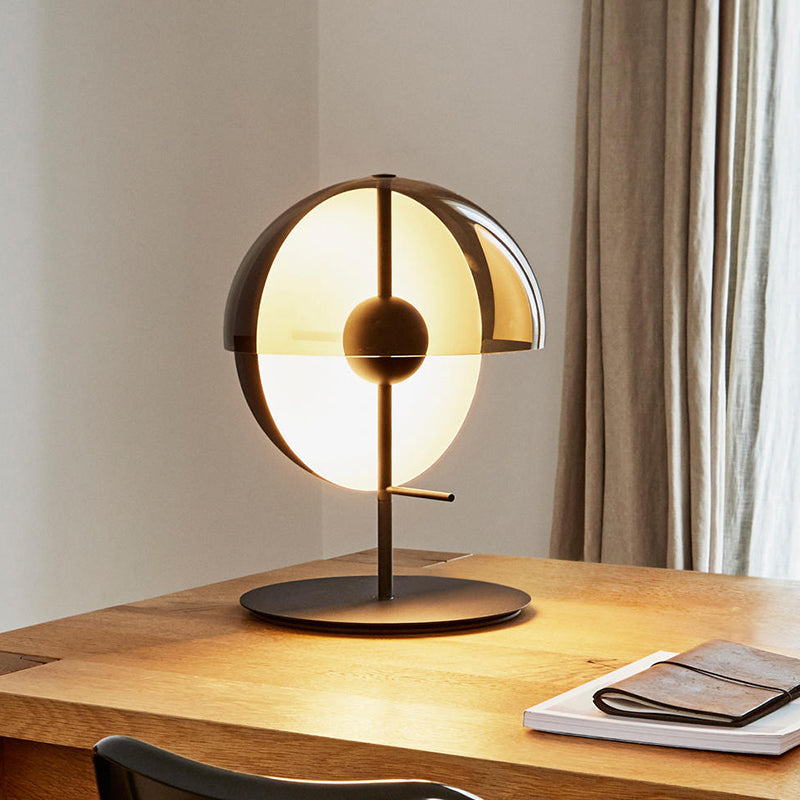Globe Lampada da Comodino - Lampada da Tavolo Moderna Nera con Paralume in Vetro Ambra