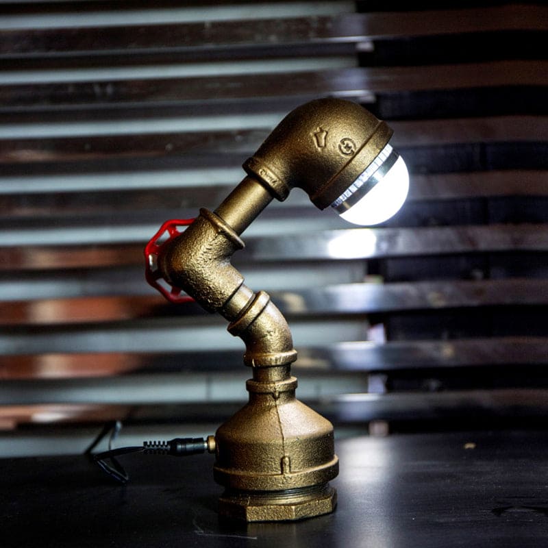 GlowBot - Unica lampada robot steampunk con struttura in ottone