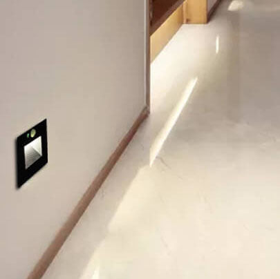 Candeeiro de parede LED minimalista para montagem embutida