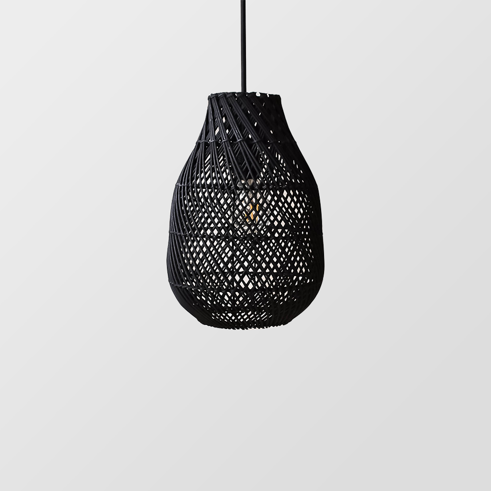 Lampada a sospensione intrecciata a mano in rattan nero stile fattoria classica