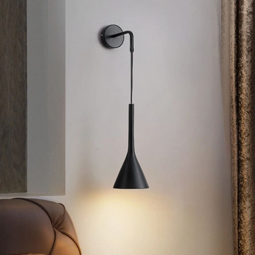 FloralElegance – Nordic Orchid Wall Lamp