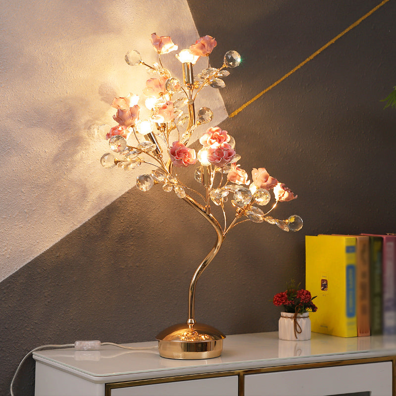 Eleganza coreana - Lampada da tavolo con 5 luci e accenti in cristallo