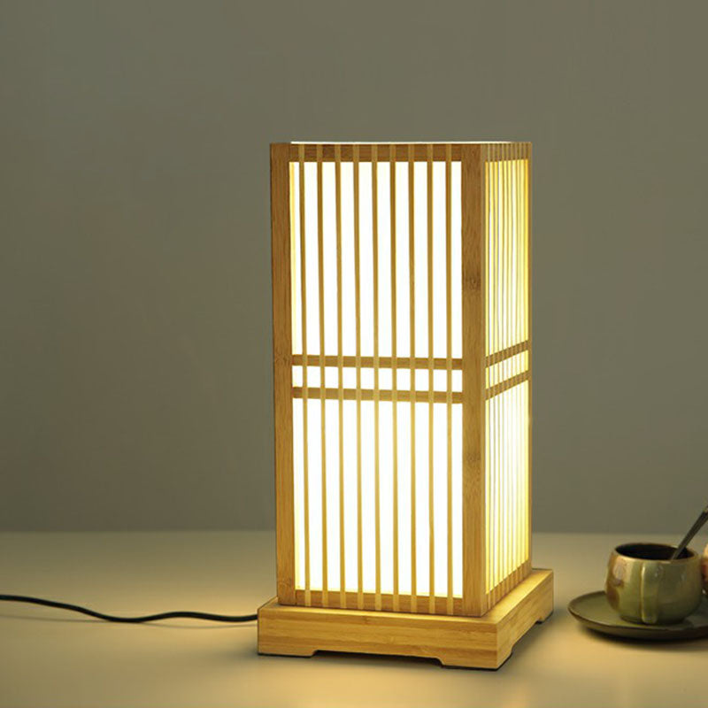Lampada da Comodino Gearceerde - Illuminazione da Tavolo Contemporanea in Bambù e Legno