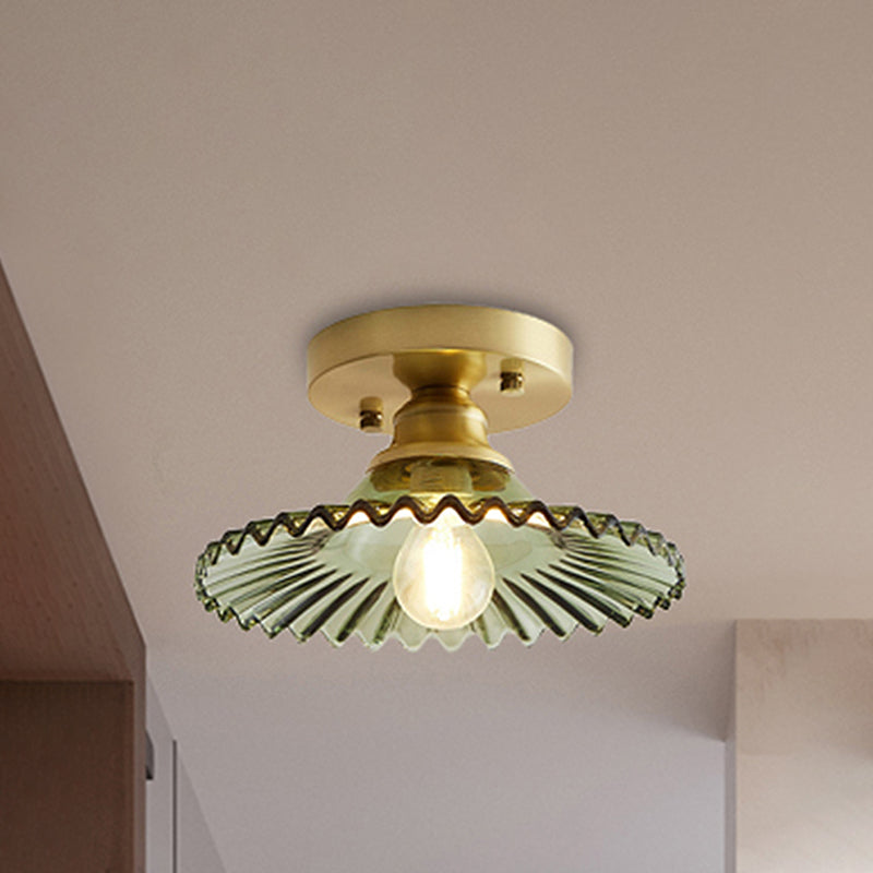 Lampada da soffitto semi-incassata industriale con paralume in vetro verde rigato