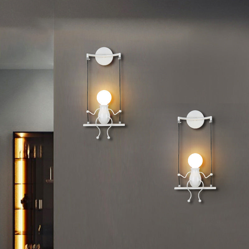 SwingDesign - Lampada da parete moderna con figura oscillante