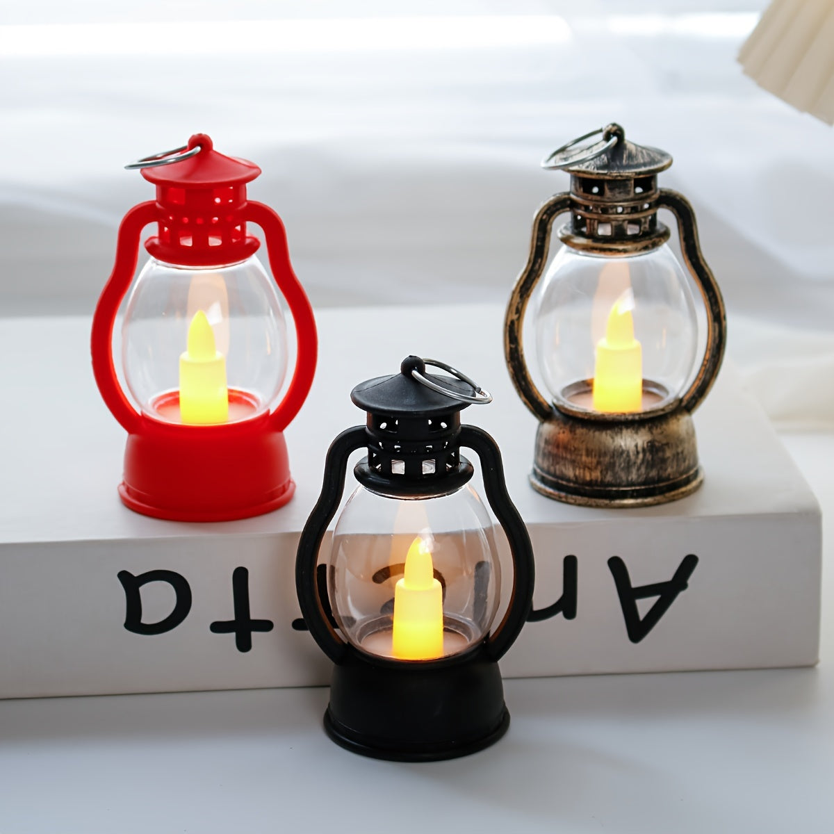 VintageGlow - Charming LED Battery-Powered Christmas Lantern