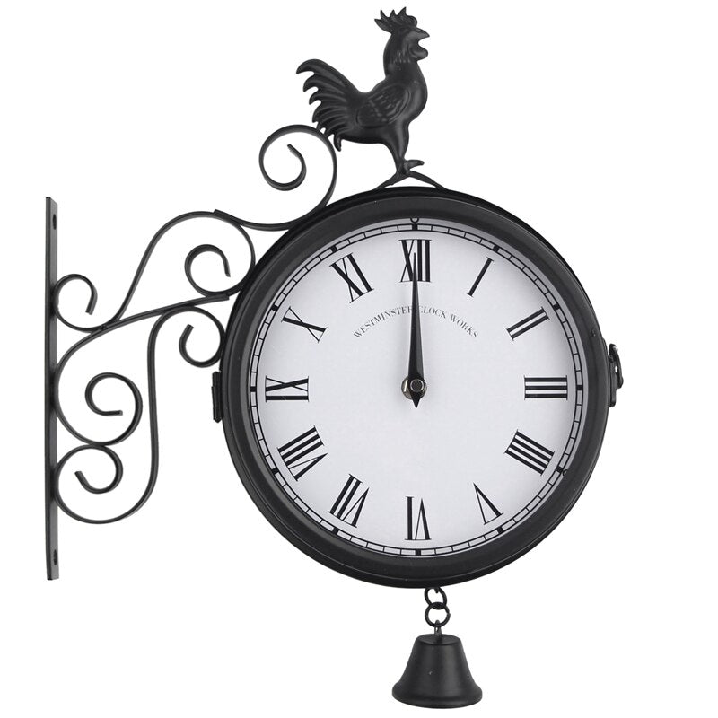 Reloj de pared robusto de hierro y plástico