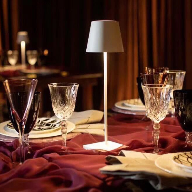 Imber Lampada da Tavolo Impermeabile LED Ricaricabile