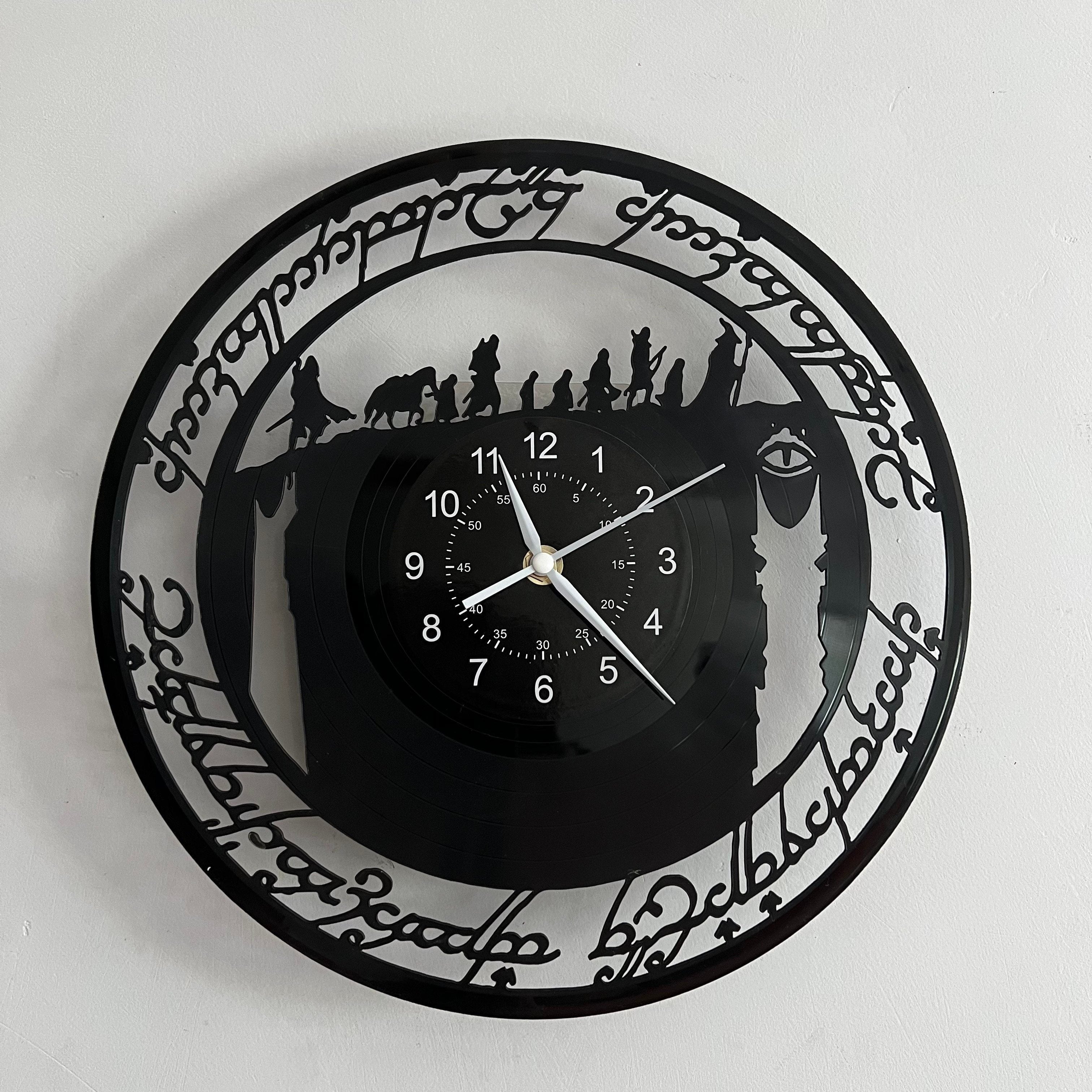 MythicWarrior - Reloj de pared de vinilo silencioso