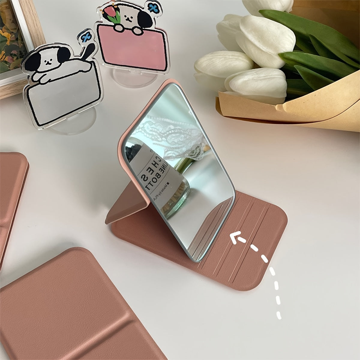 Opvouwbare Mini Make-up Spiegel – Draagbare PU Lederen Tafelspiegel, Perfect voor Dagelijks Gebruik in Studentenwoningen