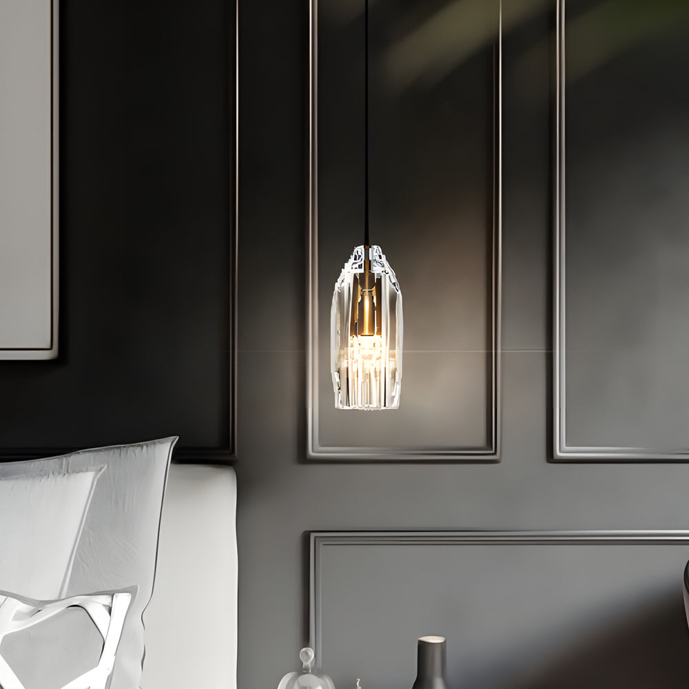 Lampada a sospensione geometrica con accenti in cristallo