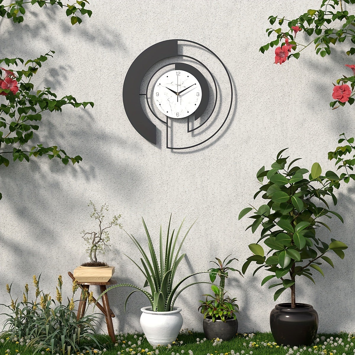 GeoClock - Stille Geometrische Wandklok van Zwart Metaal