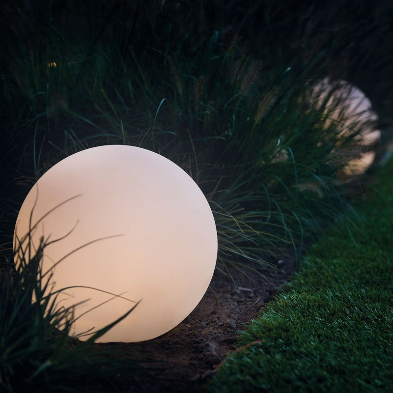 Luz de jardim em forma de bola