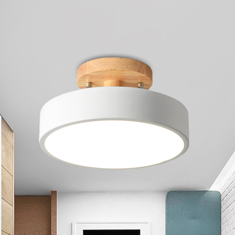Lámpara de techo LED escandinava con tambor y madera para pasillo