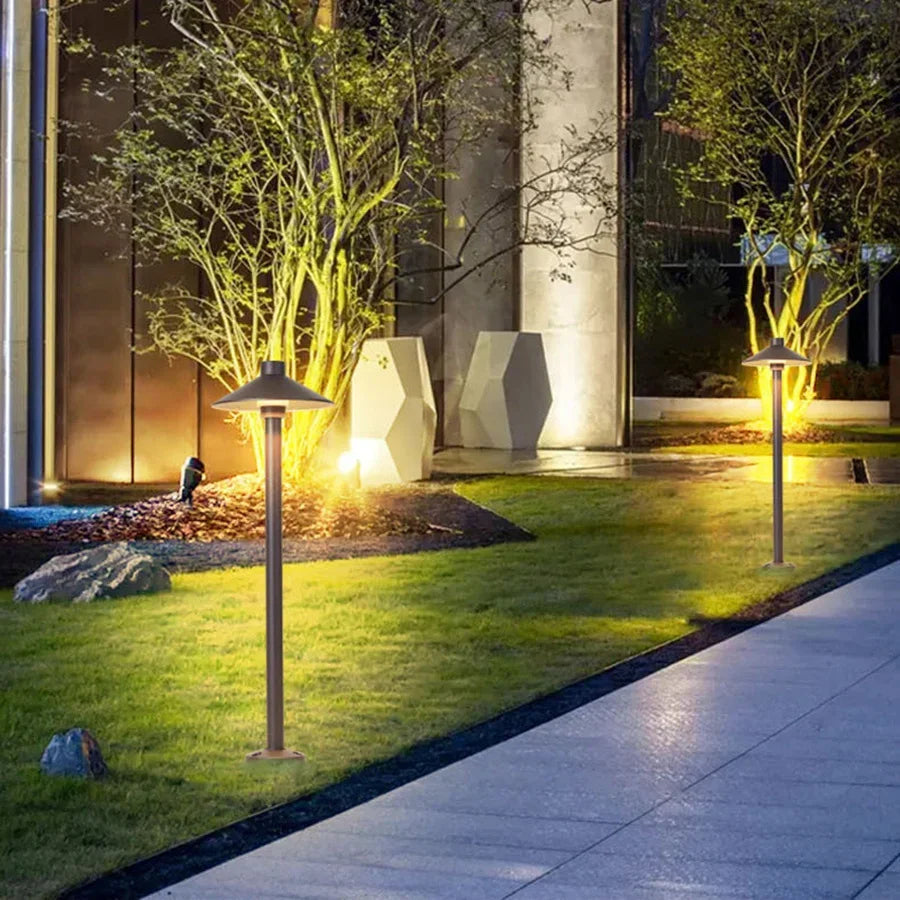 LumiPath – Lâmpada Solar LED para Caminho de Jardim Exterior – Resistente ao Tempo e Poupa Energia