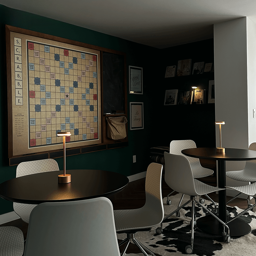 LuxeLight - Lámpara de mesa inalámbrica