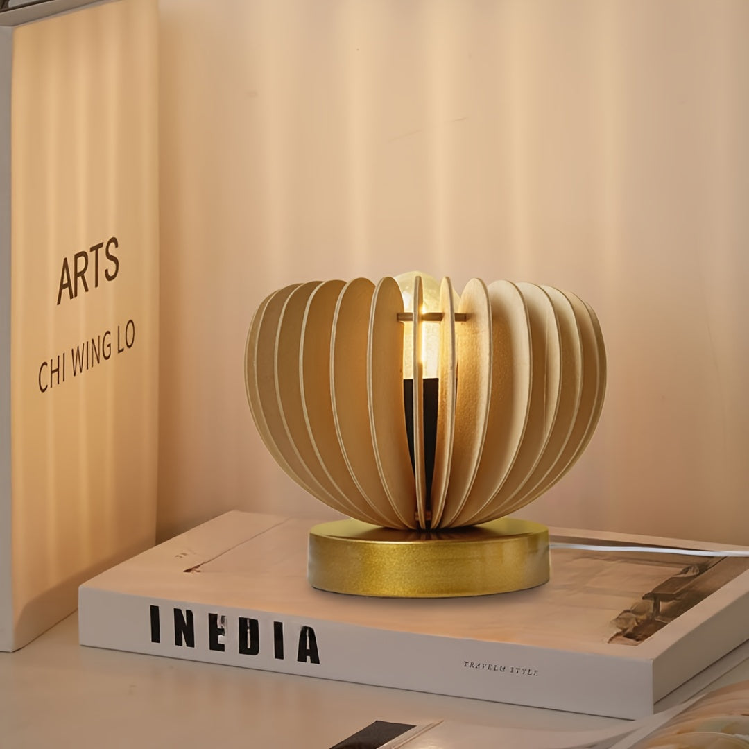 LumiFantasy - Modern Fantasy Table Lamp, USB-Powered
