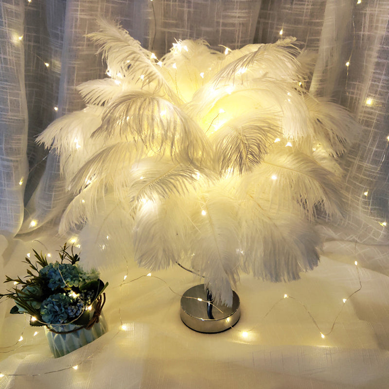 Lámpara de mesa LED con pluma de palmera - Lámpara nocturna romántica rosa/blanca con gota de cristal K9