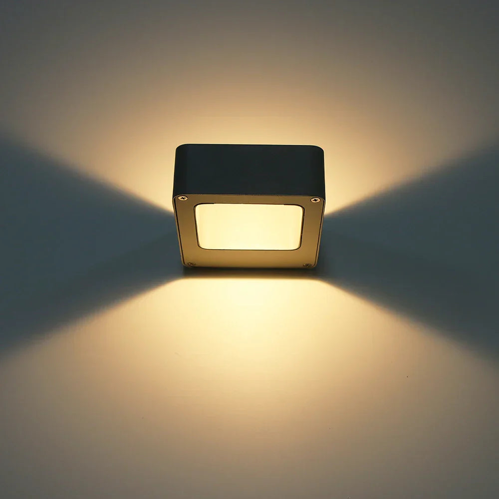 AquaLuxe - Lampada da Esterno LED Impermeabile