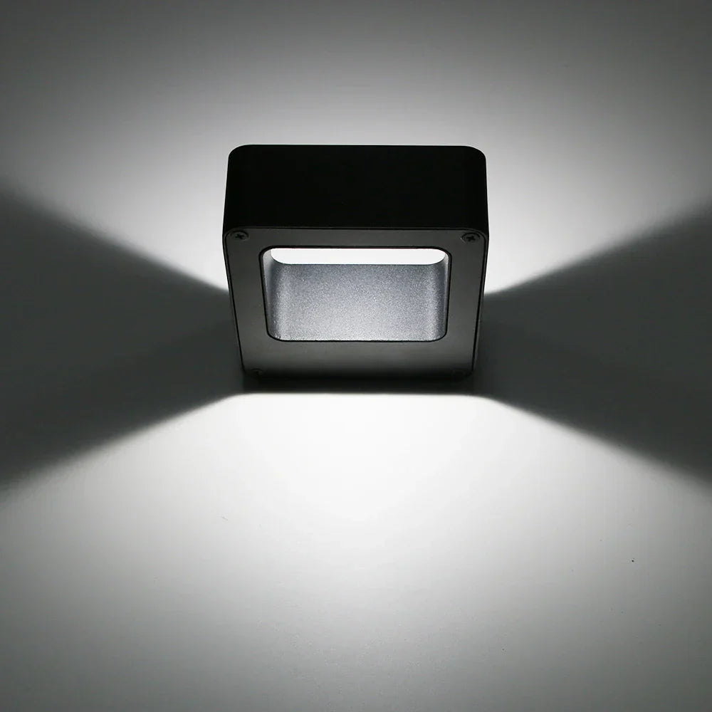 AquaLuxe - Lampada da Esterno LED Impermeabile
