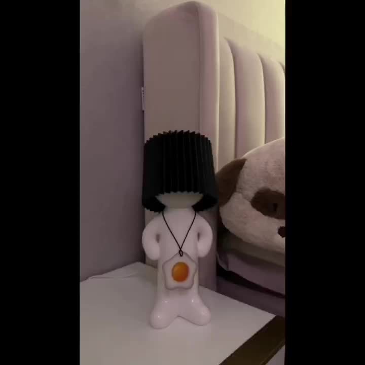 GlowCraft - Candeeiro de Mesa Regulável em Acrílico com Iluminação LED e Controlo por Botão Pressão
