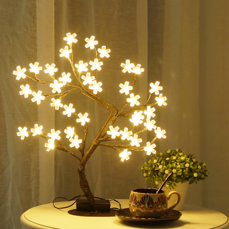 Lampada da comodino ArtDeco con ombra in plastica e fiori di ciliegio