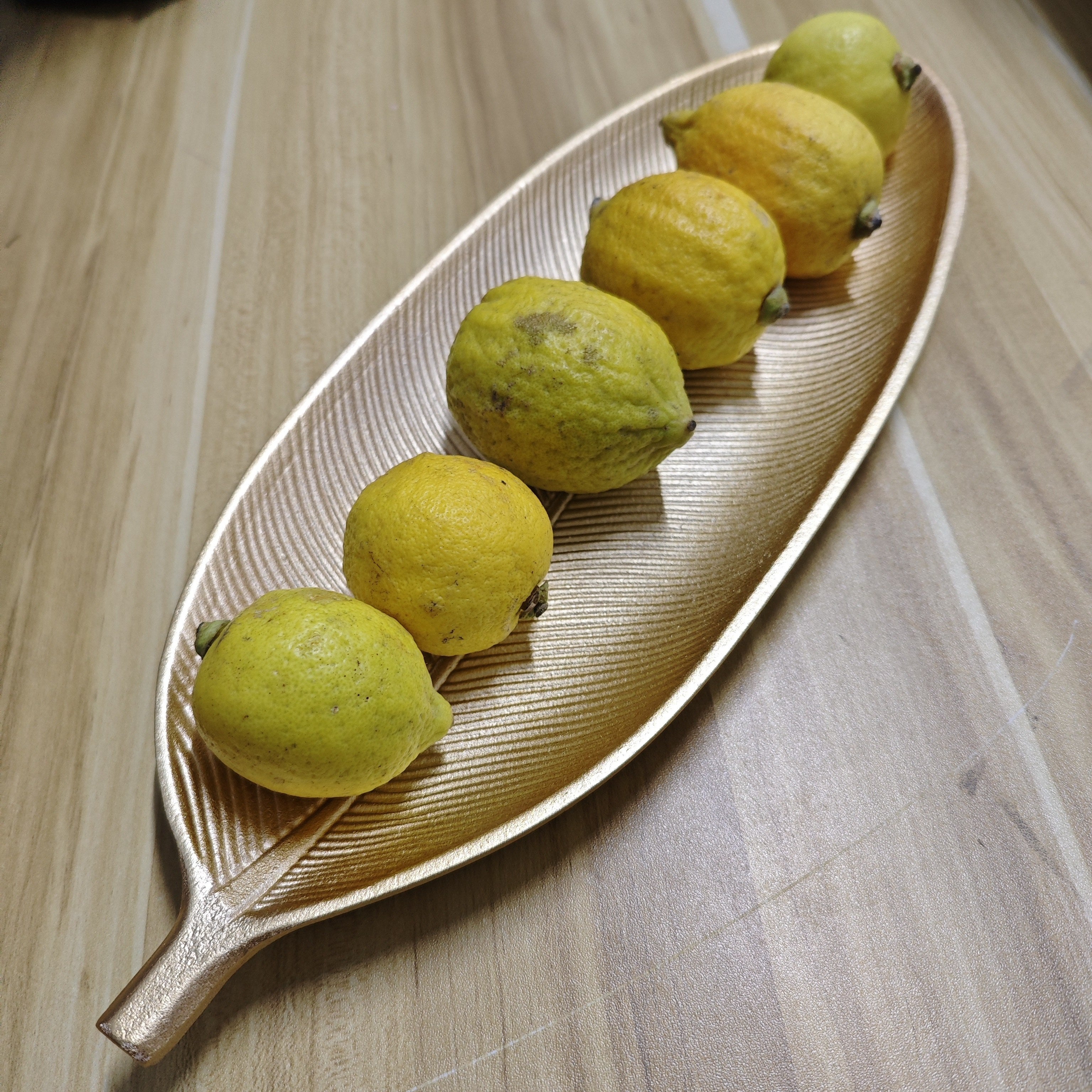 LeafWood - Tabuleiro de Madeira Antigo em Forma de Folha | Tabuleiro para Joias e Chaves