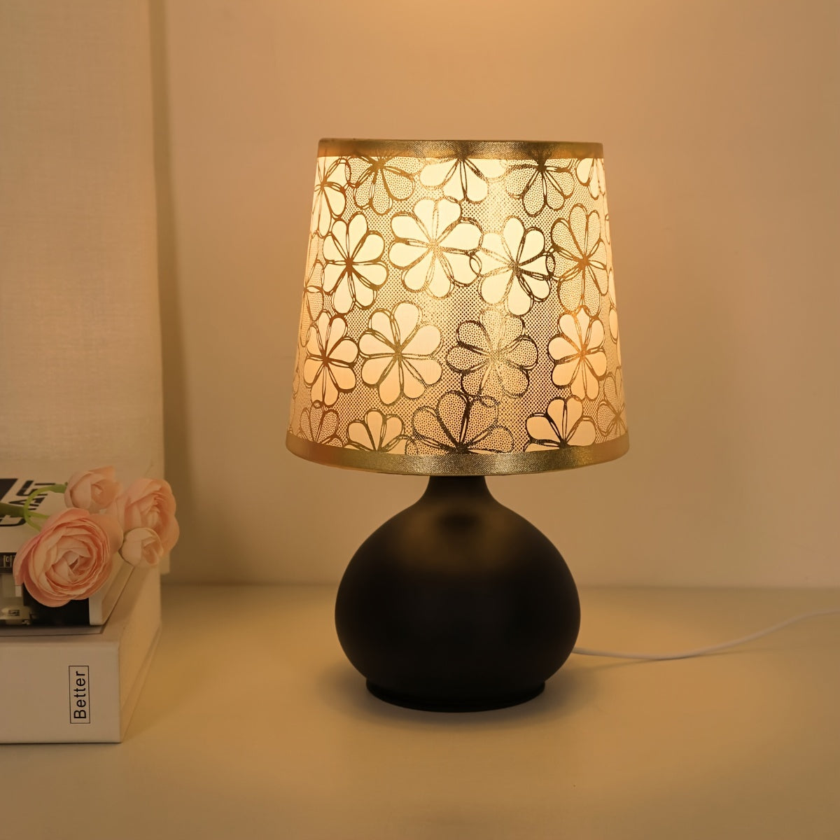 RetroLamp - Modern Scandinavian Fabric Table Lamp Metal Base USB