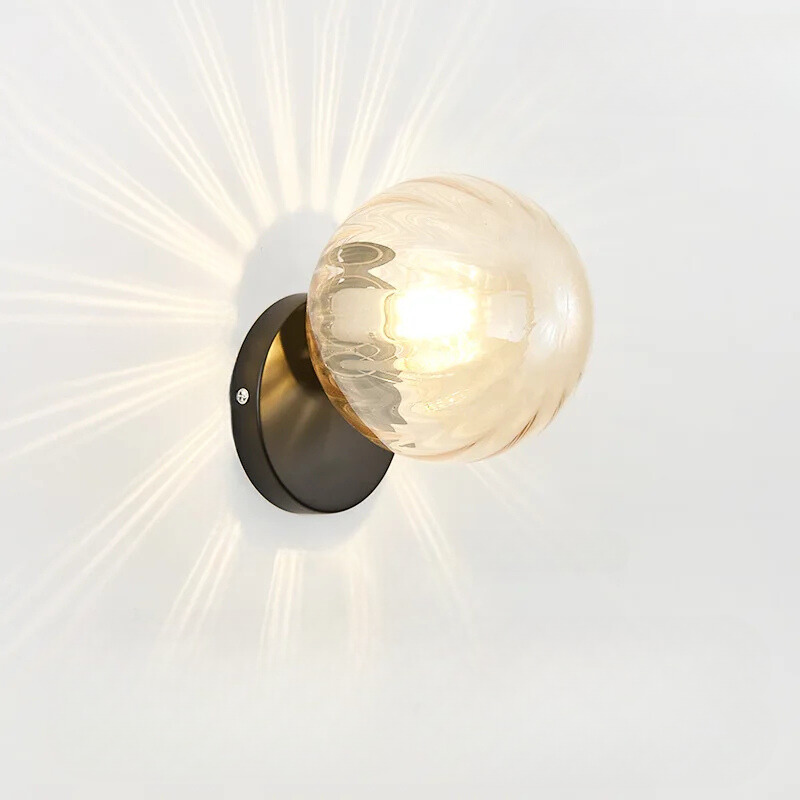 GoldLicht - Modern Golden Wall Lamp with Glass Globe