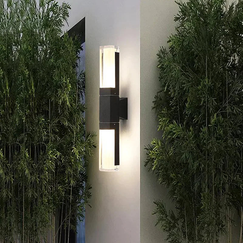 BrightLine - Lampada da parete LED minimalista in alluminio e acrilico