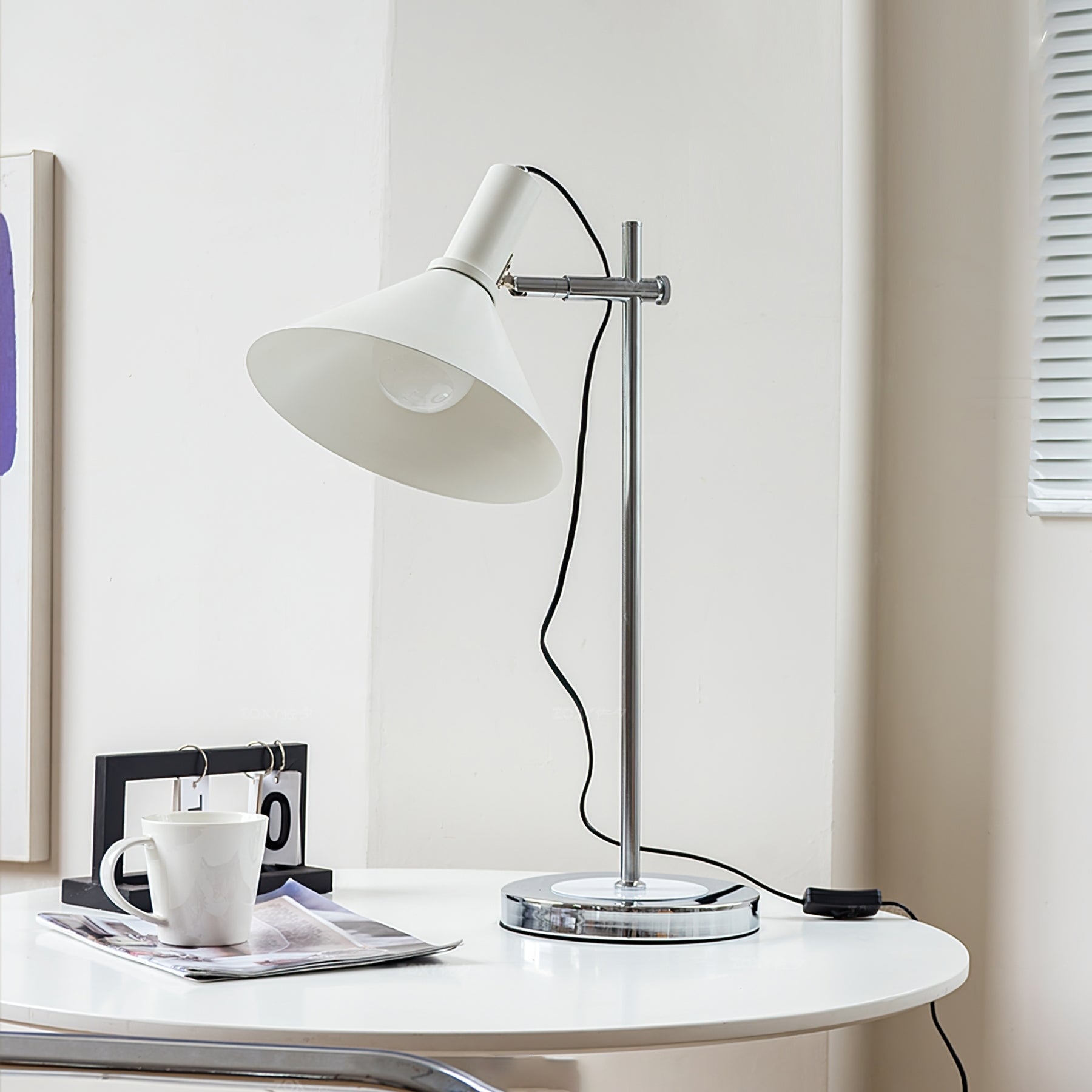 AnviaFlex - Lampada da tavolo con paralume regolabile