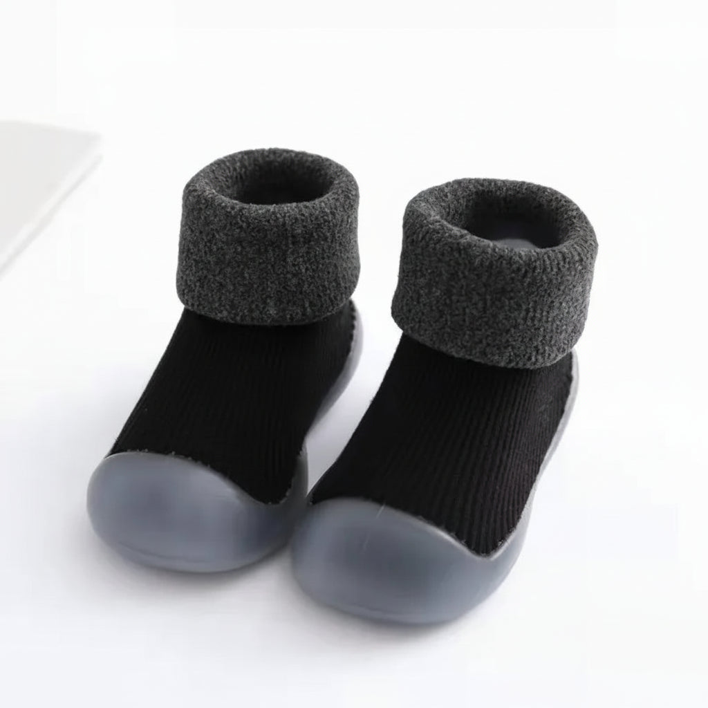 Calcetines antideslizantes para bebés, zapatitos de algodón cálidos para primeros pasos