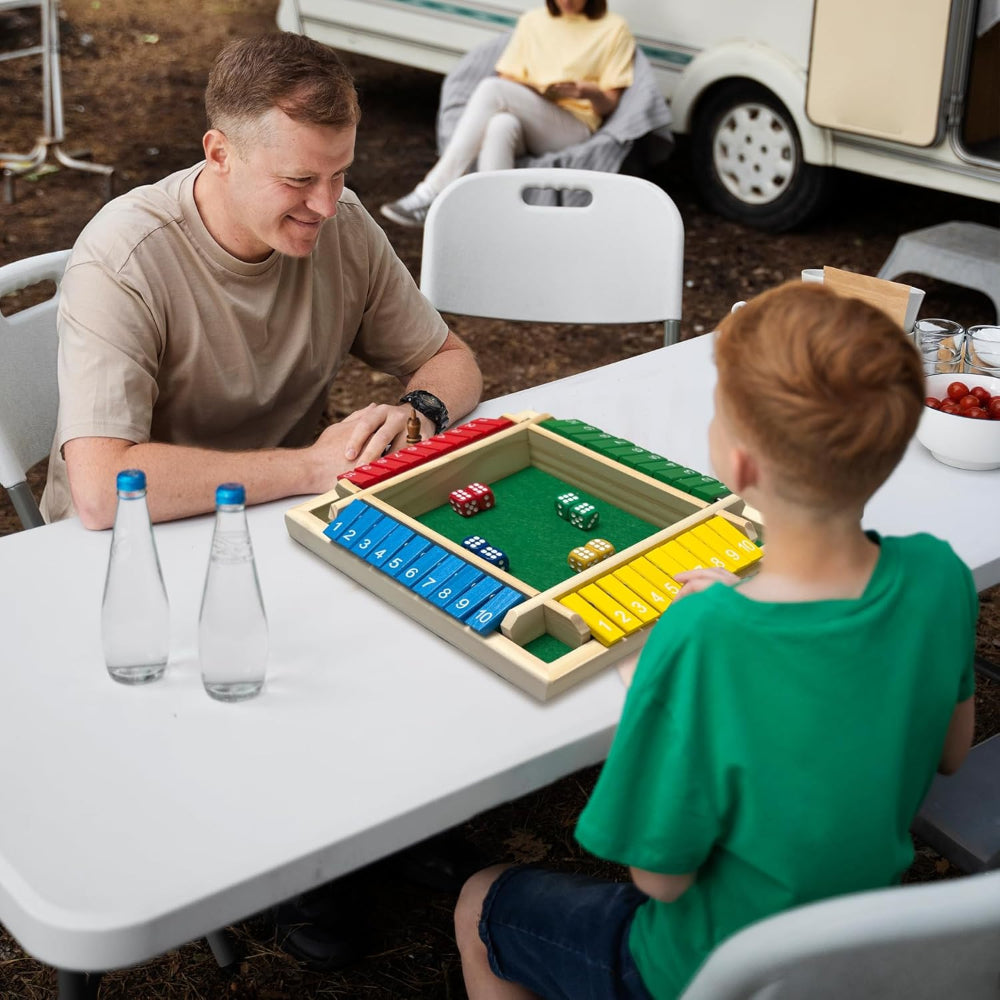 Set da gioco da tavolo e dadi per famiglia 4 giocatori