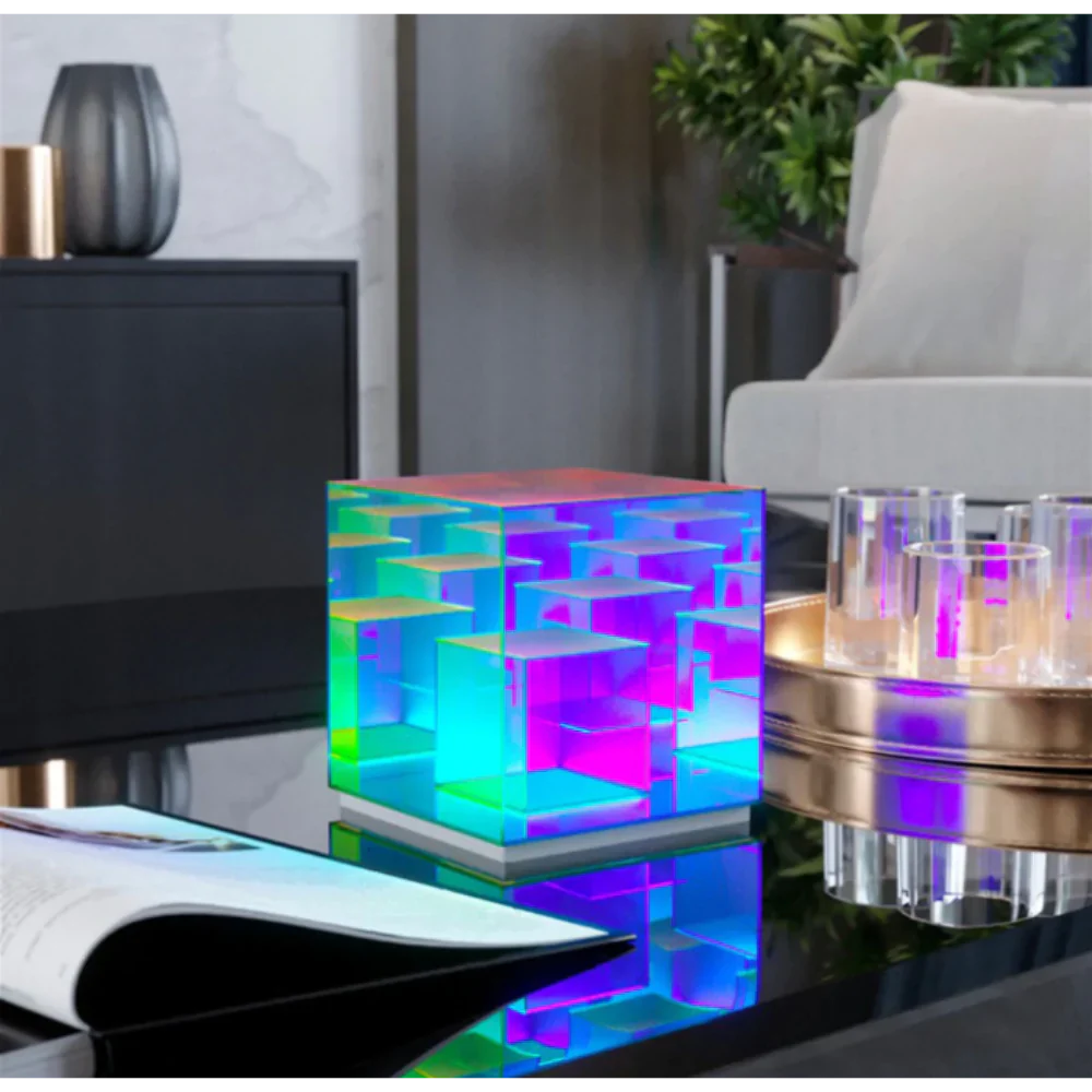 Candeeiro de Mesa Cubo Concêntrico