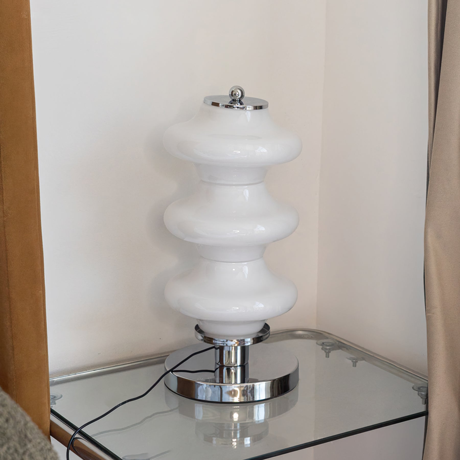 LumiGlas - Elegant Table Lamp with Glass Lampshade