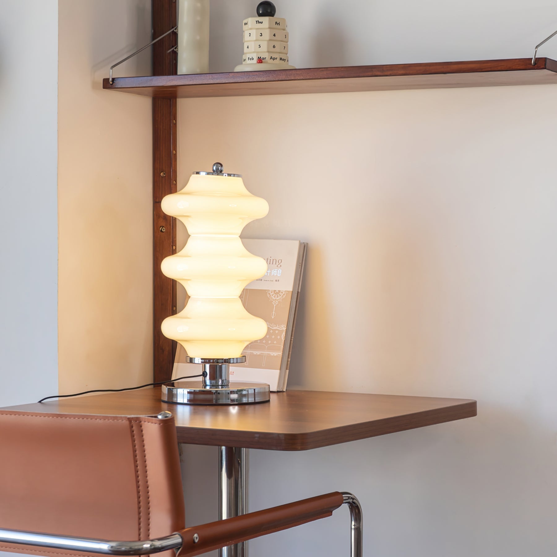 LumiGlas - Elegant Table Lamp with Glass Lampshade