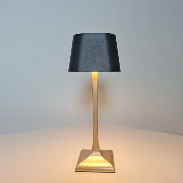BrightCube - Lampada da tavolo quadrata LED USB