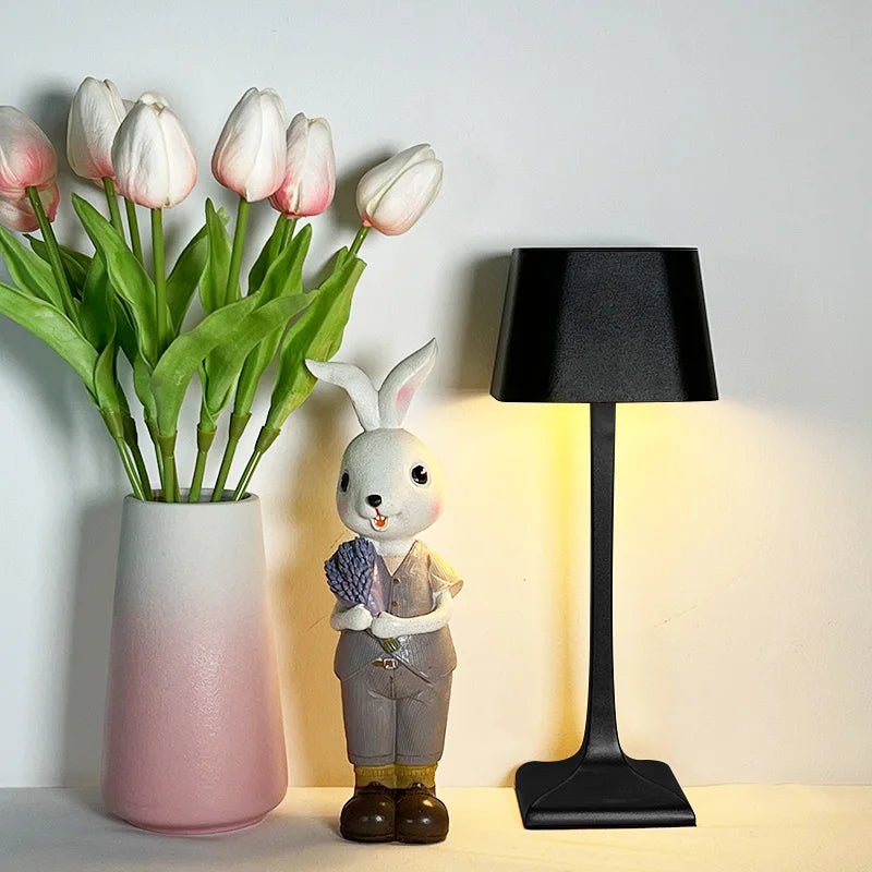 LumiSquare - Lámpara de mesa LED USB con diseño cuadrado