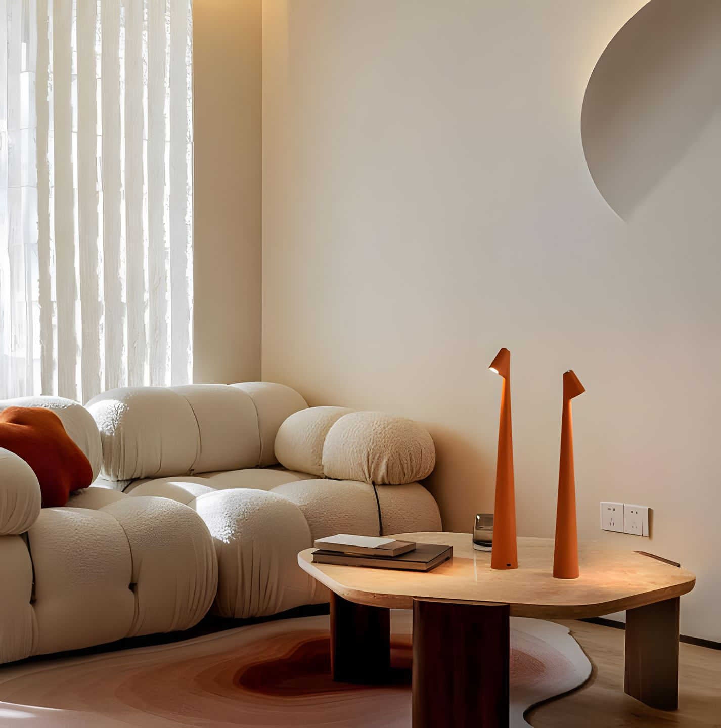 LunaSlim Elegante Tafellamp met Draadloze Functionaliteit