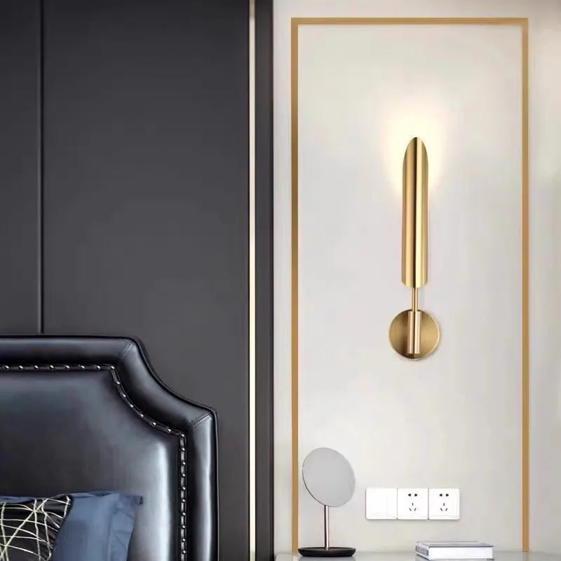 GoldenGlow – Lampada da parete LED minimalista per soggiorno e camera da letto
